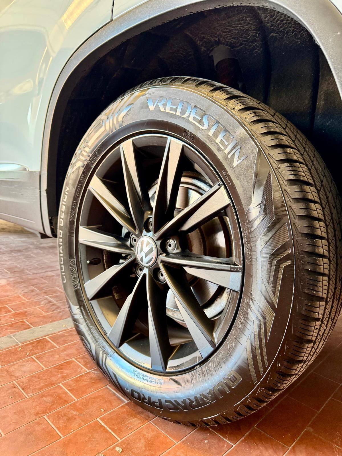 Volkswagen Tiguan 2.0 TDI 110 CV Cross BlueMotion Technology