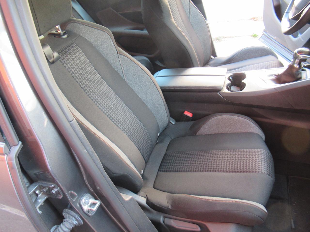 Peugeot 3008 BlueHDi 130 S&S Allure