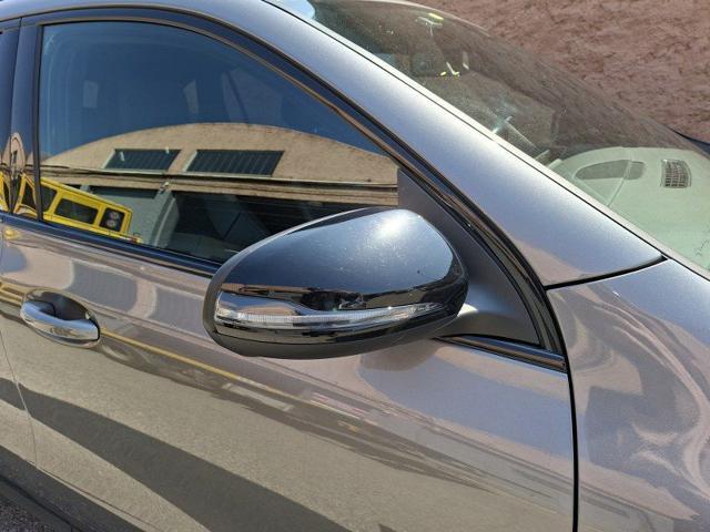 MERCEDES-BENZ GLA 200 d Automatic Sport Plus