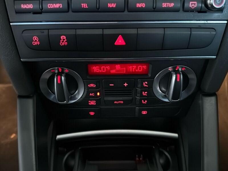 Audi A3 A3 SPB 1.6 TDI 105 CV CR Ambition Volano Rumoroso