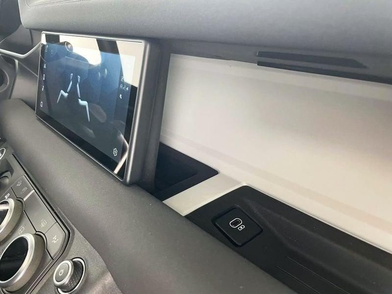 Land Rover Defender 3.0 D6 250 110 HSE AWD auto.