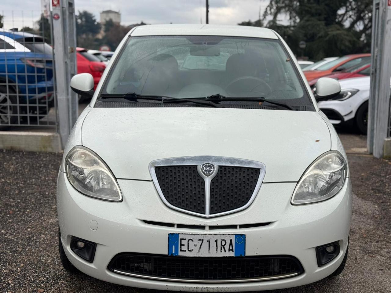 Lancia Ypsilon 1.2 Elle