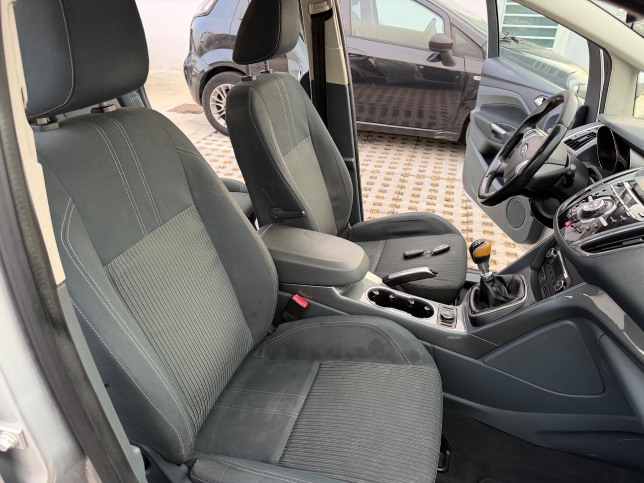 Ford C-Max 1.6 TDCi 115CV Titanium