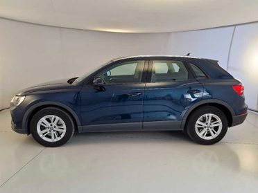 AUDI Q3 40 TDI quattro S tronic Business