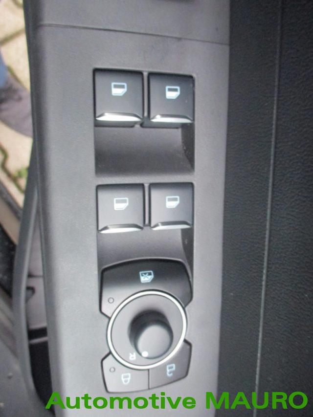 FORD Tourneo Courier 1.0 EcoBoost Titanium - NEOPATENTATI