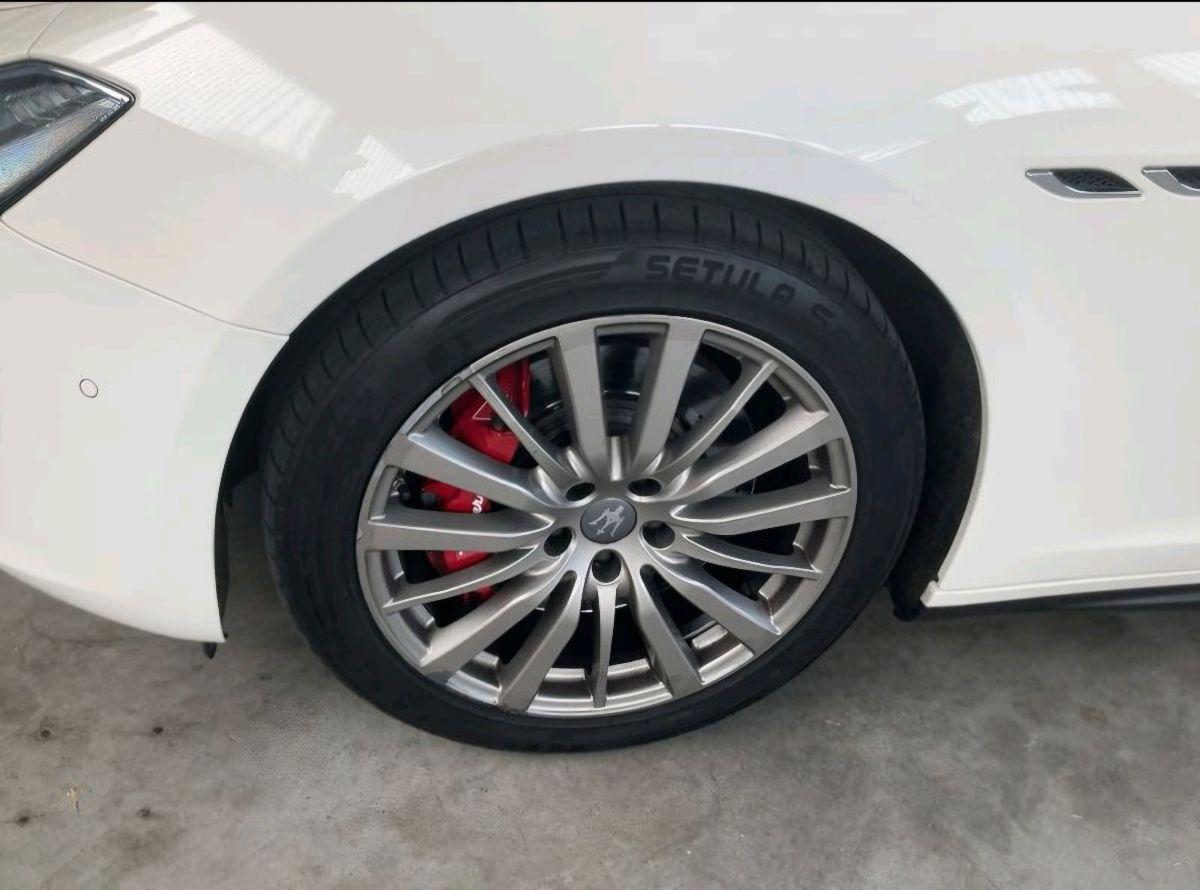 MASERATI - Ghibli 3.0 V6 ds Granlusso 275cv auto my19 IVA COMPRESA