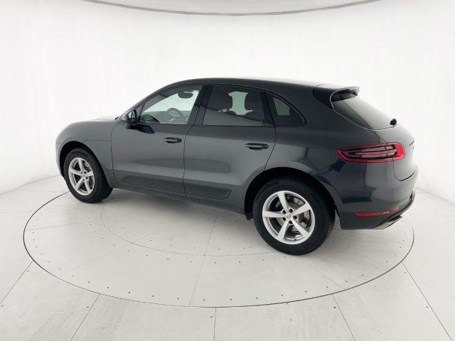 PORSCHE Macan 2.0