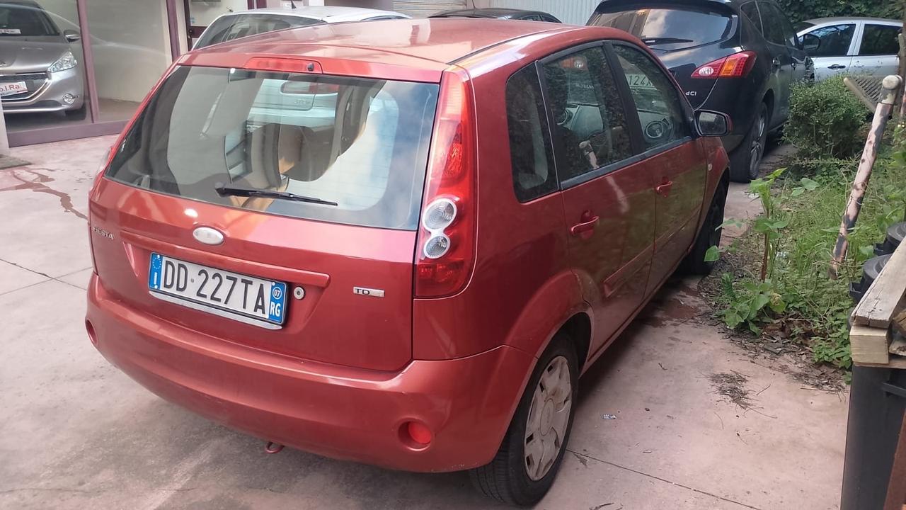 Ford Fiesta 1.4 TDCi 5p. Ghia