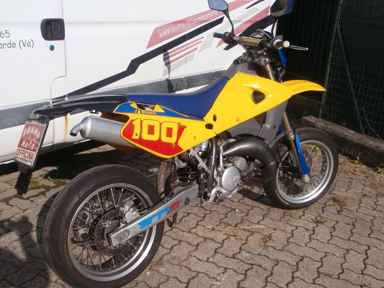 Husqvarna SM 125 del 2004 compreso trapasso-tagliando-garanzia