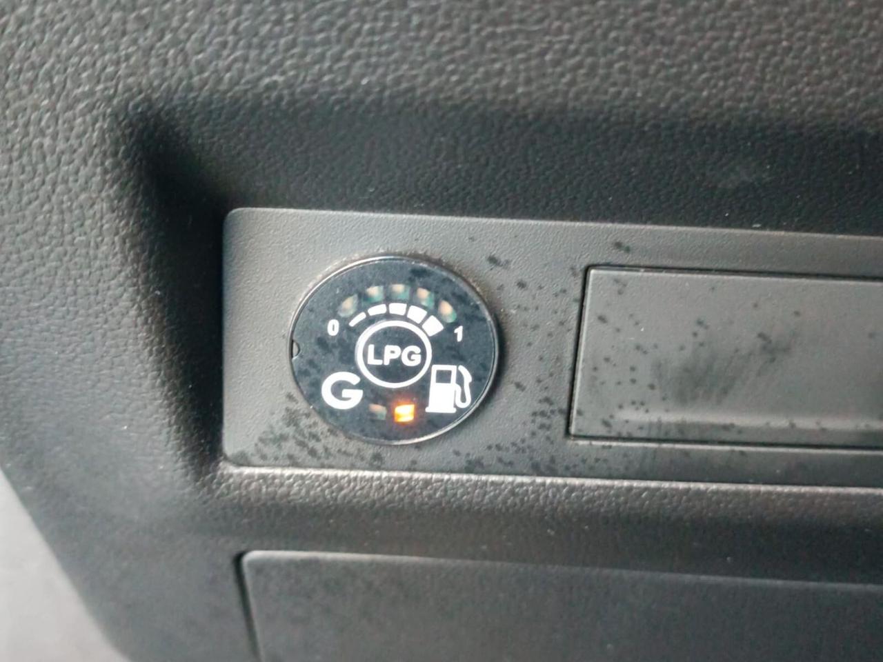 Renault Captur TCe 100 CV GPL Equilibre