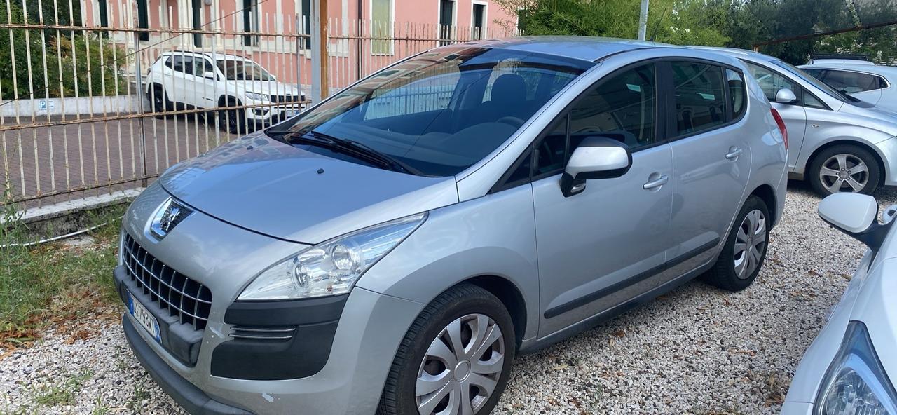 Peugeot 3008 1.6 HDi 110CV Tecno