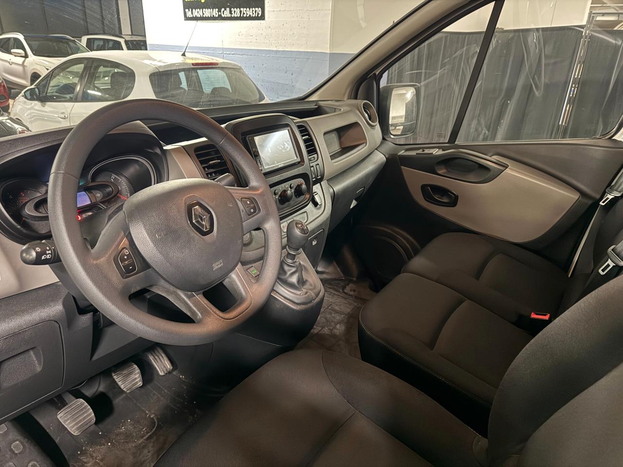 RENAULT Trafic T27 1.6 dCi IVA / MOTORE NUOVO