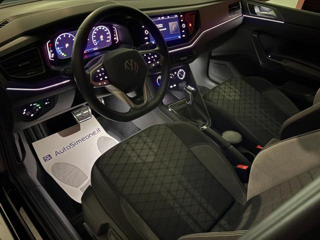 VOLKSWAGEN Taigo 1.0 TSI 110 CV DSG R-Line TETTO APR/PAN