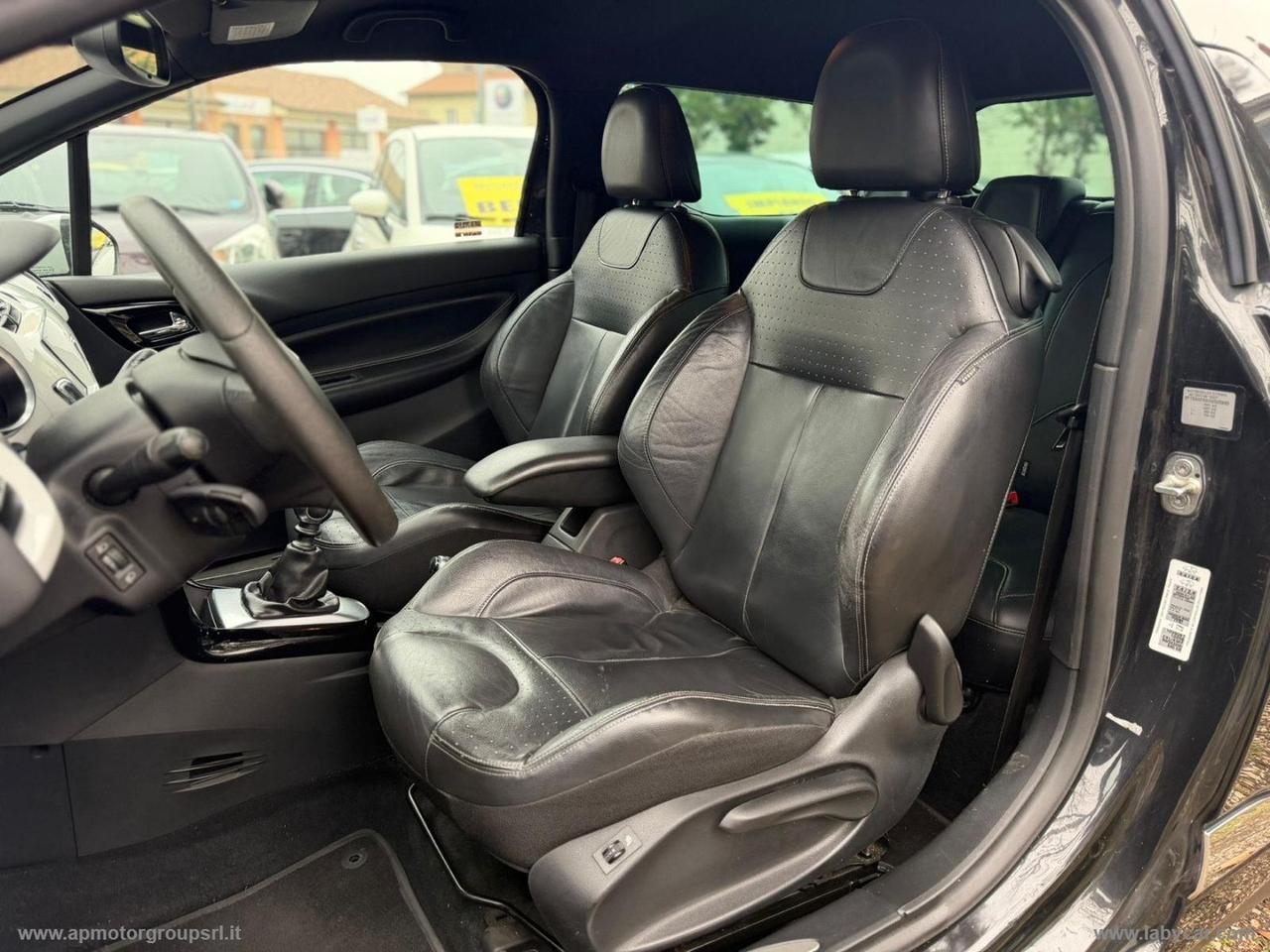 DS AUTOMOBILES DS 3 1.6 THP 155 Just Black