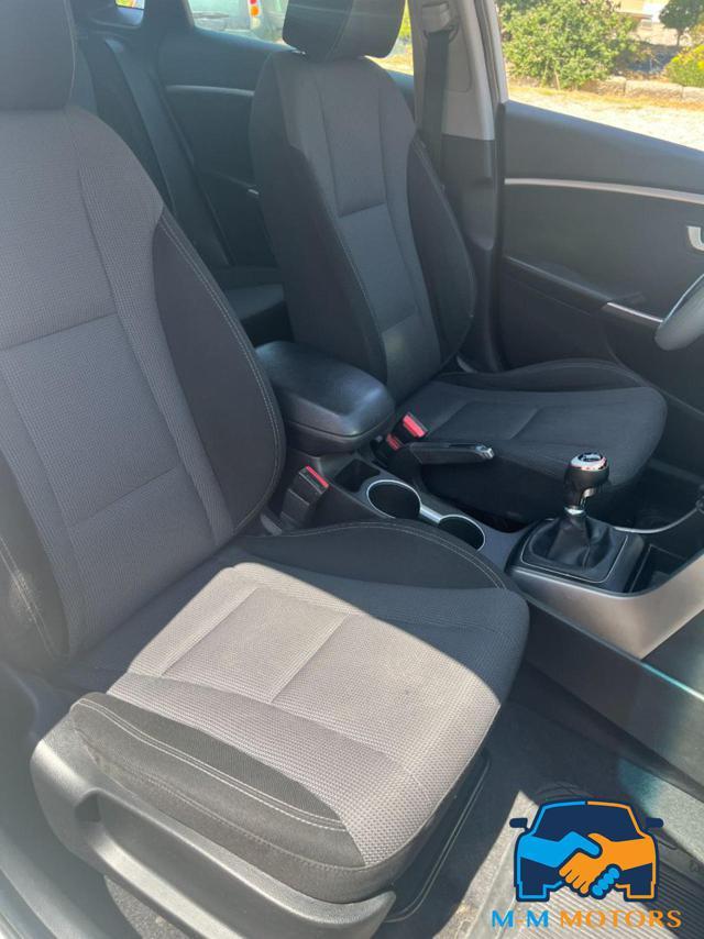 HYUNDAI i30 1.6 CRDi 5p. Comfort