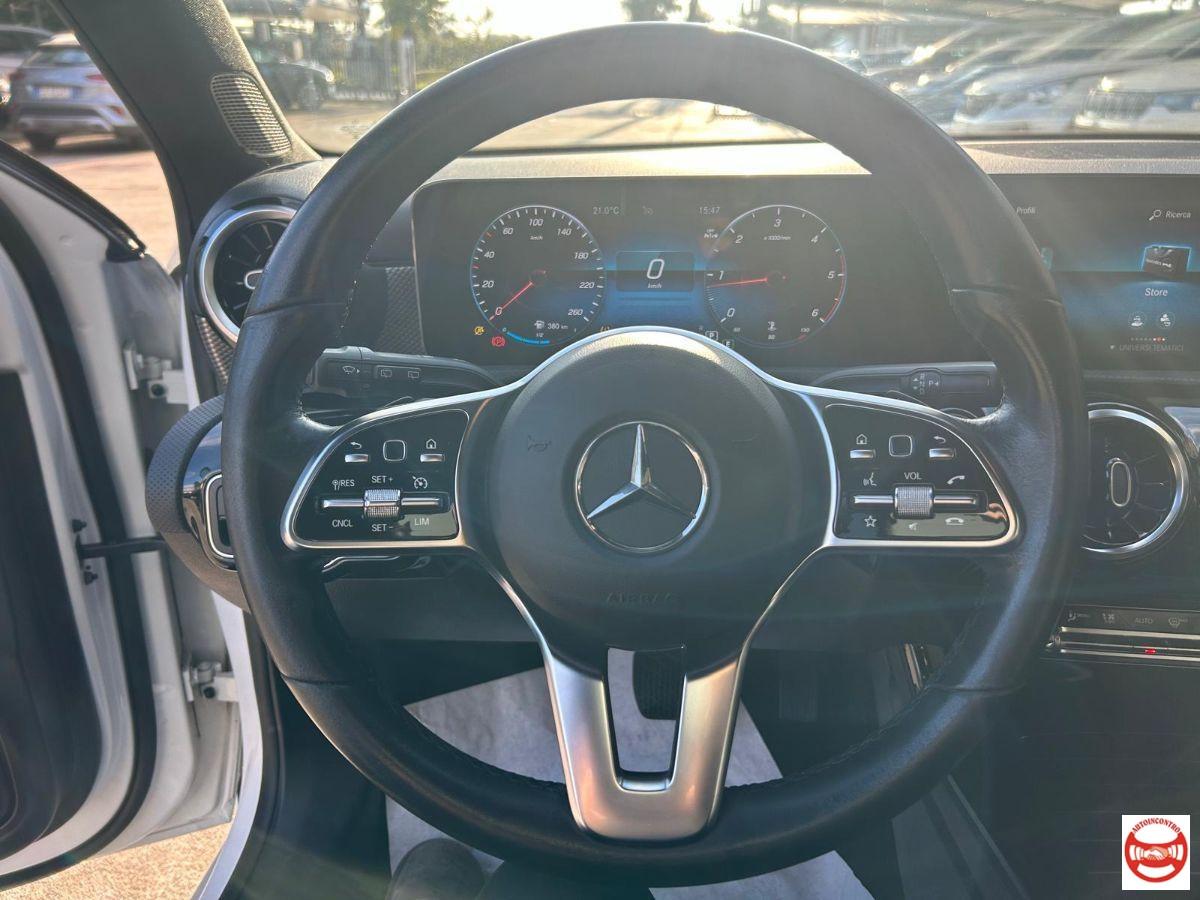 MERCEDES - Classe A A 180 d Sport Night edition auto