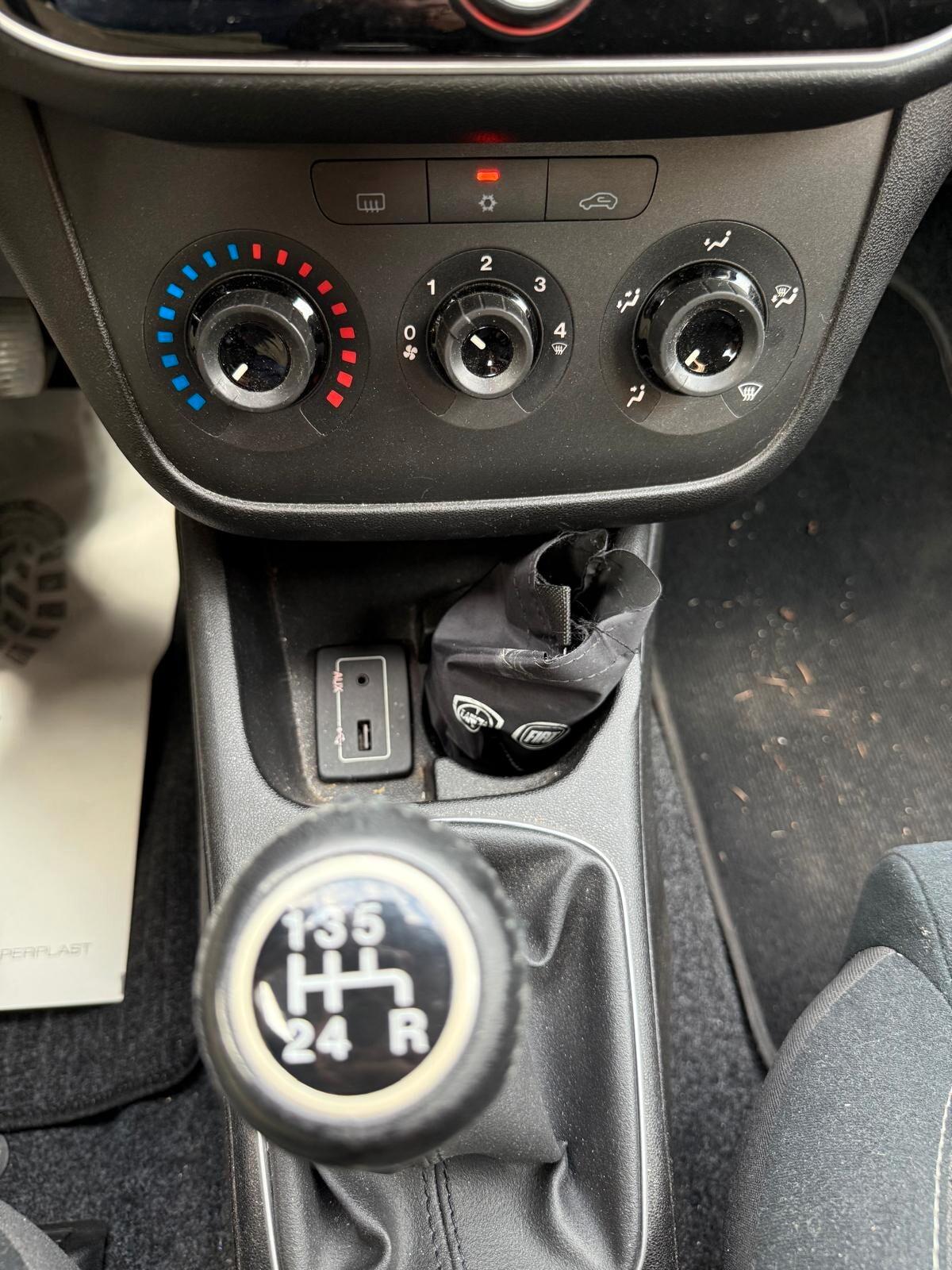 Fiat Punto 1.4 8V 5 porte E6 Lounge GPL ***OK NEOPATENTATI***