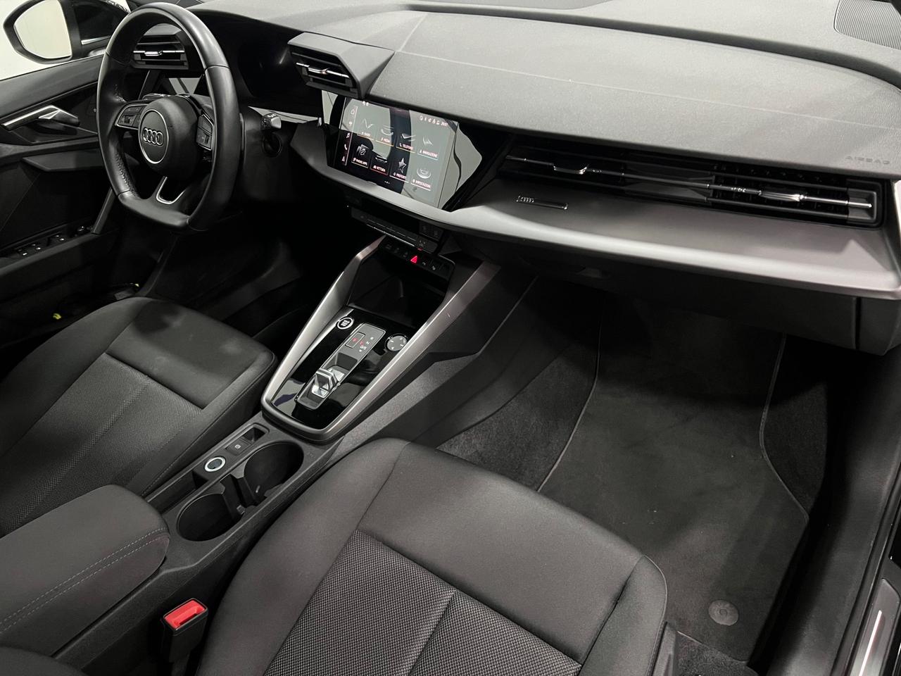 Audi A3 35 SPB 2.0 TDI STronic SLine Edition 150 cv