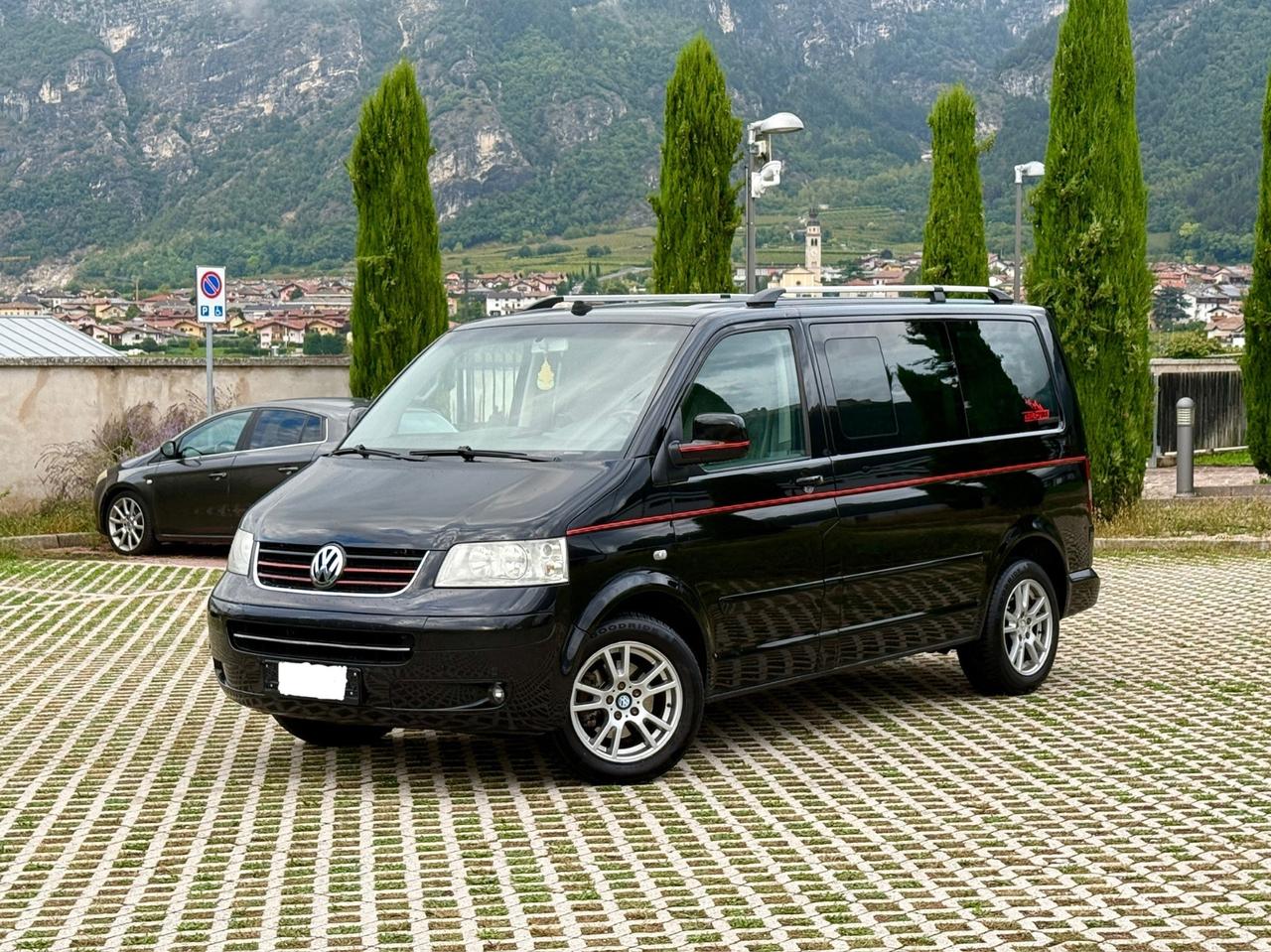 Volkswagen Multivan 2.5 TDI/174CV Highline