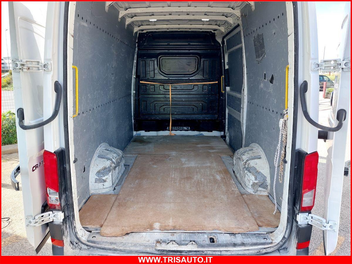 VOLKSWAGEN Crafter 30 2.0 TD L3H2 Logistic