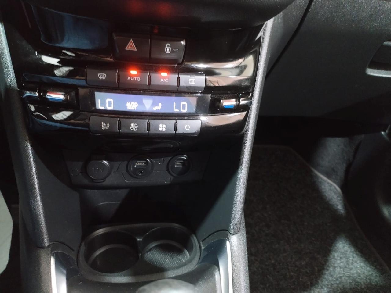 Peugeot 208 1.4 HDi 68 CV 5 porte Allure