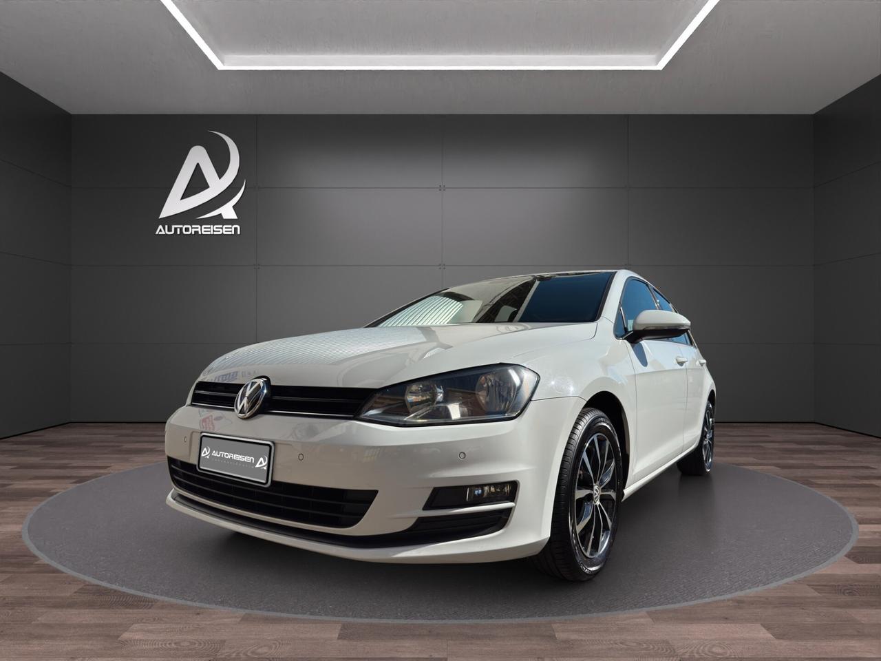 Volkswagen Golf 1.2 TSI 105 CV 5p. Comfortline BlueMotion Technology Neo patentati