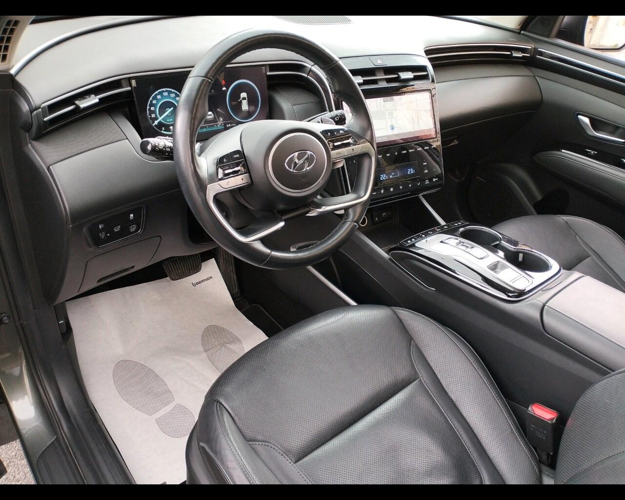 HYUNDAI Tucson 3ª serie Tucson 1.6 HEV aut. Ex...