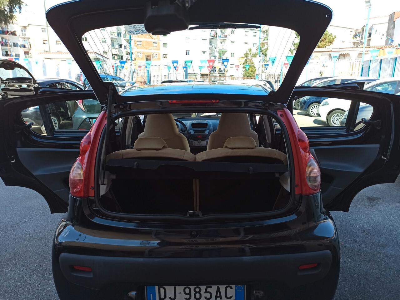 Peugeot 107 1.0 68 CV 5p. Sweet Years