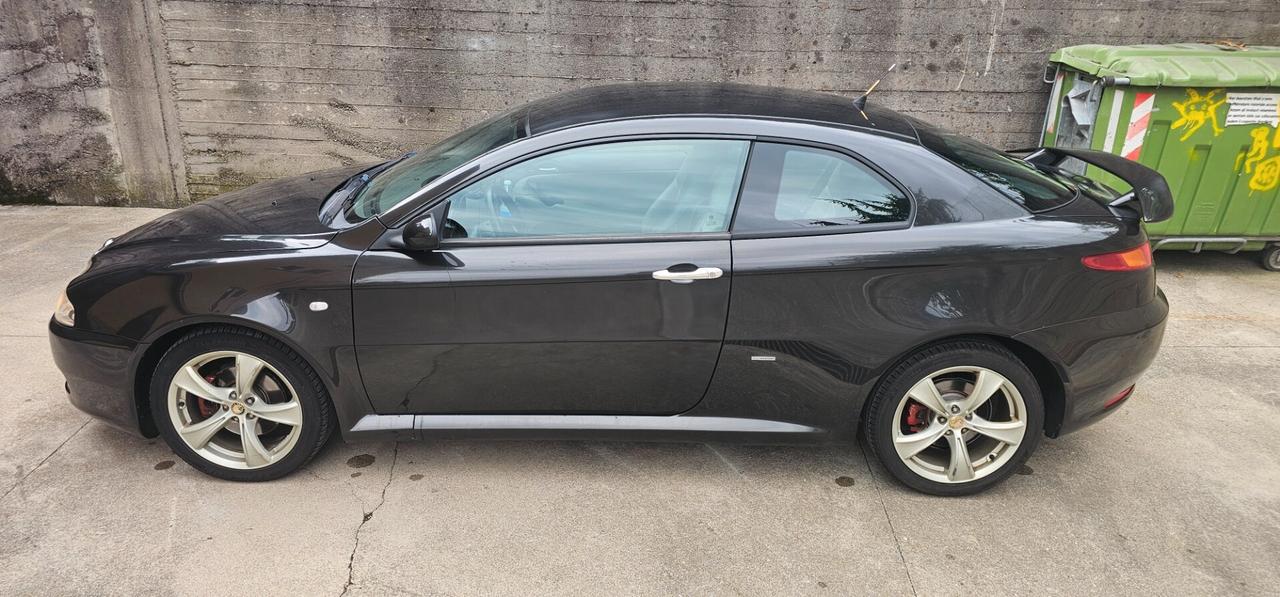 Alfa Romeo GT 1.9 MJT 16V Luxury Euro 4