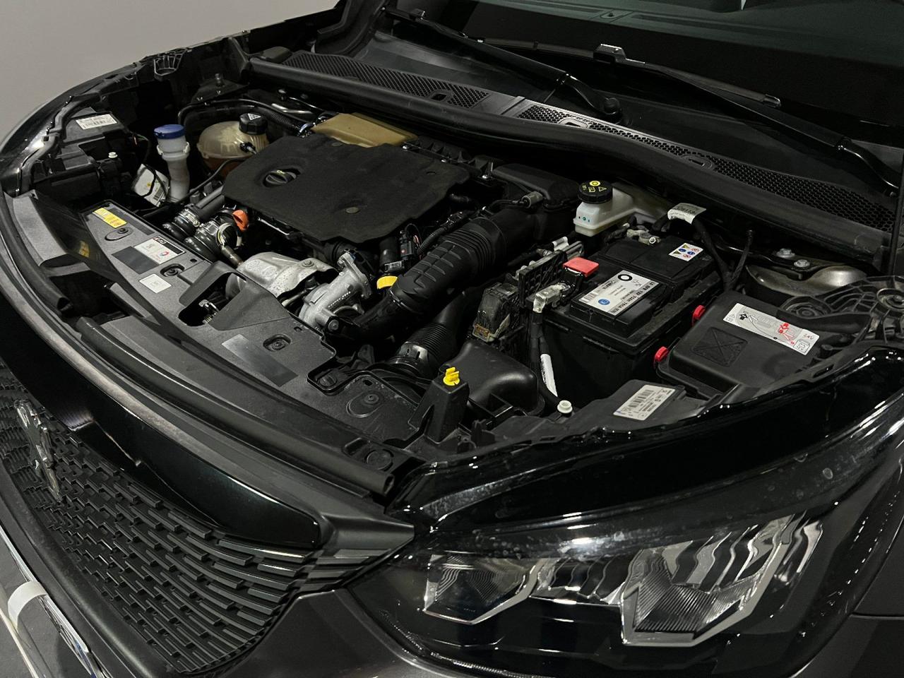 Peugeot 2008 BlueHDi 130 S&S EAT8 Allure