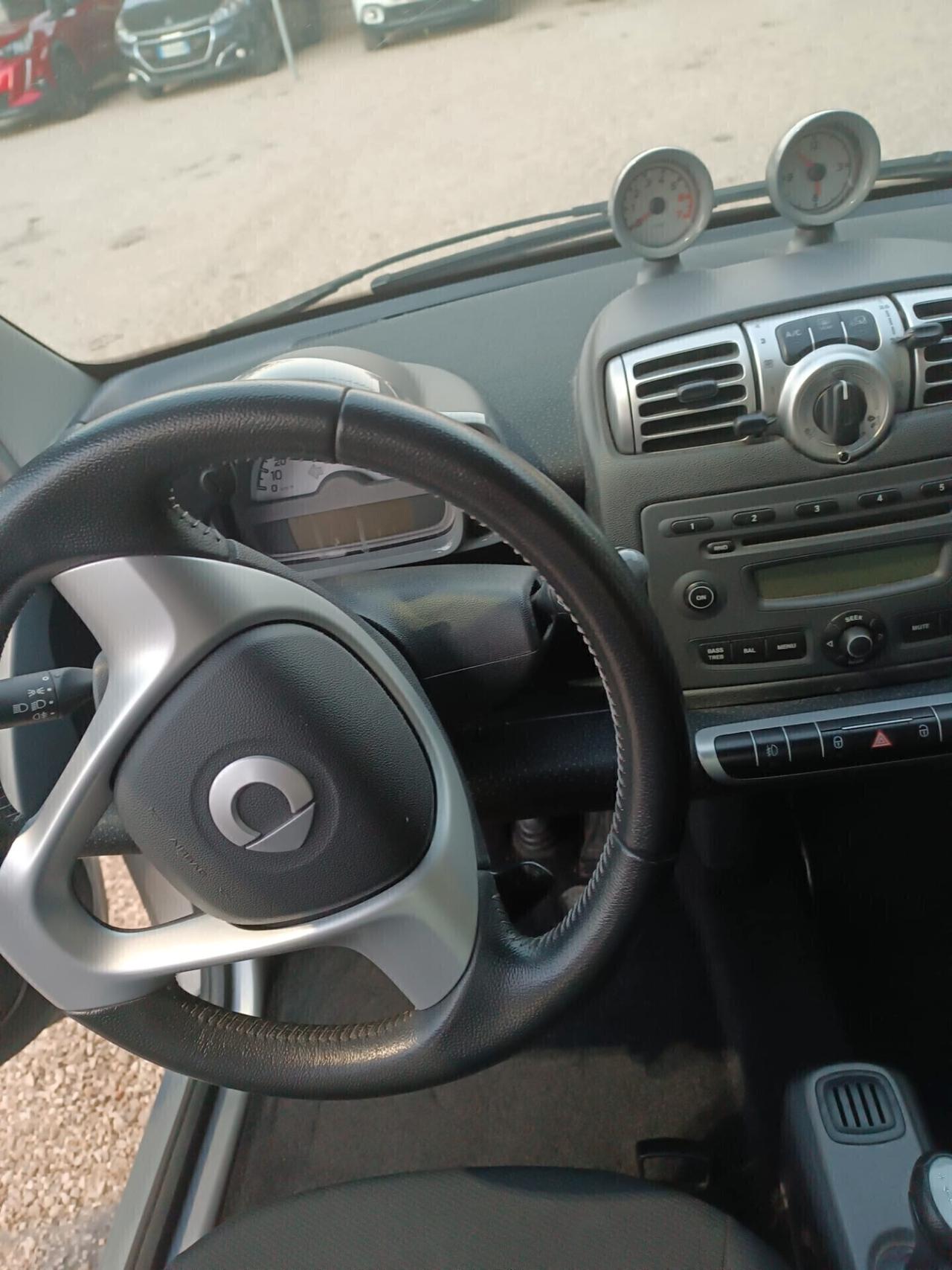 Smart ForTwo 1000 52 kW coupé pure