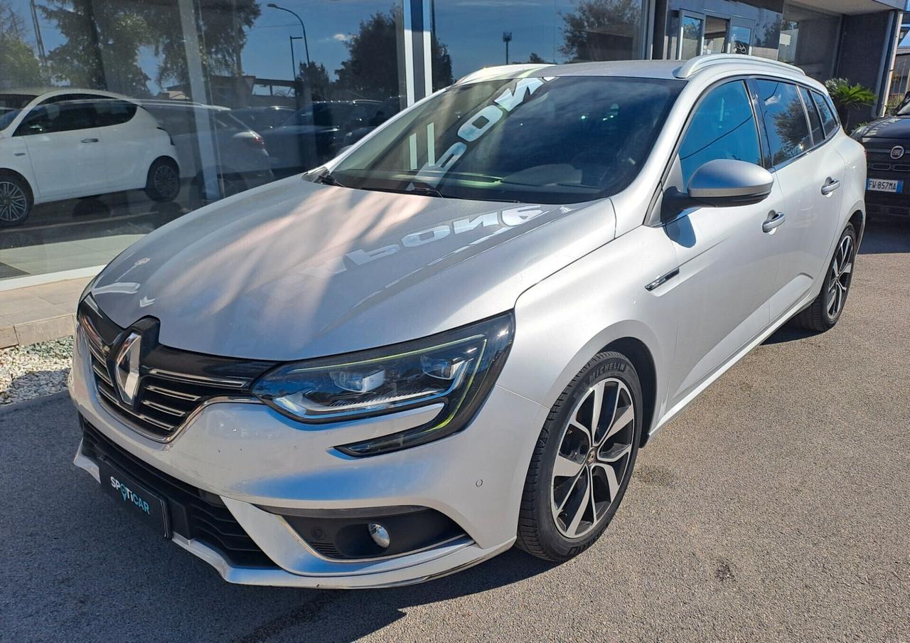 Renault Megane Blue 1.5 dCi 115 CV Intens 19