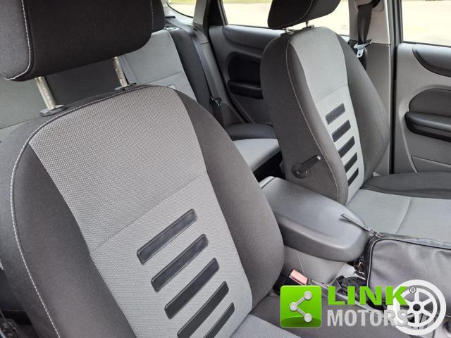 FORD Focus 1.6 (115CV) 5p. Bz.- GPL Titanium