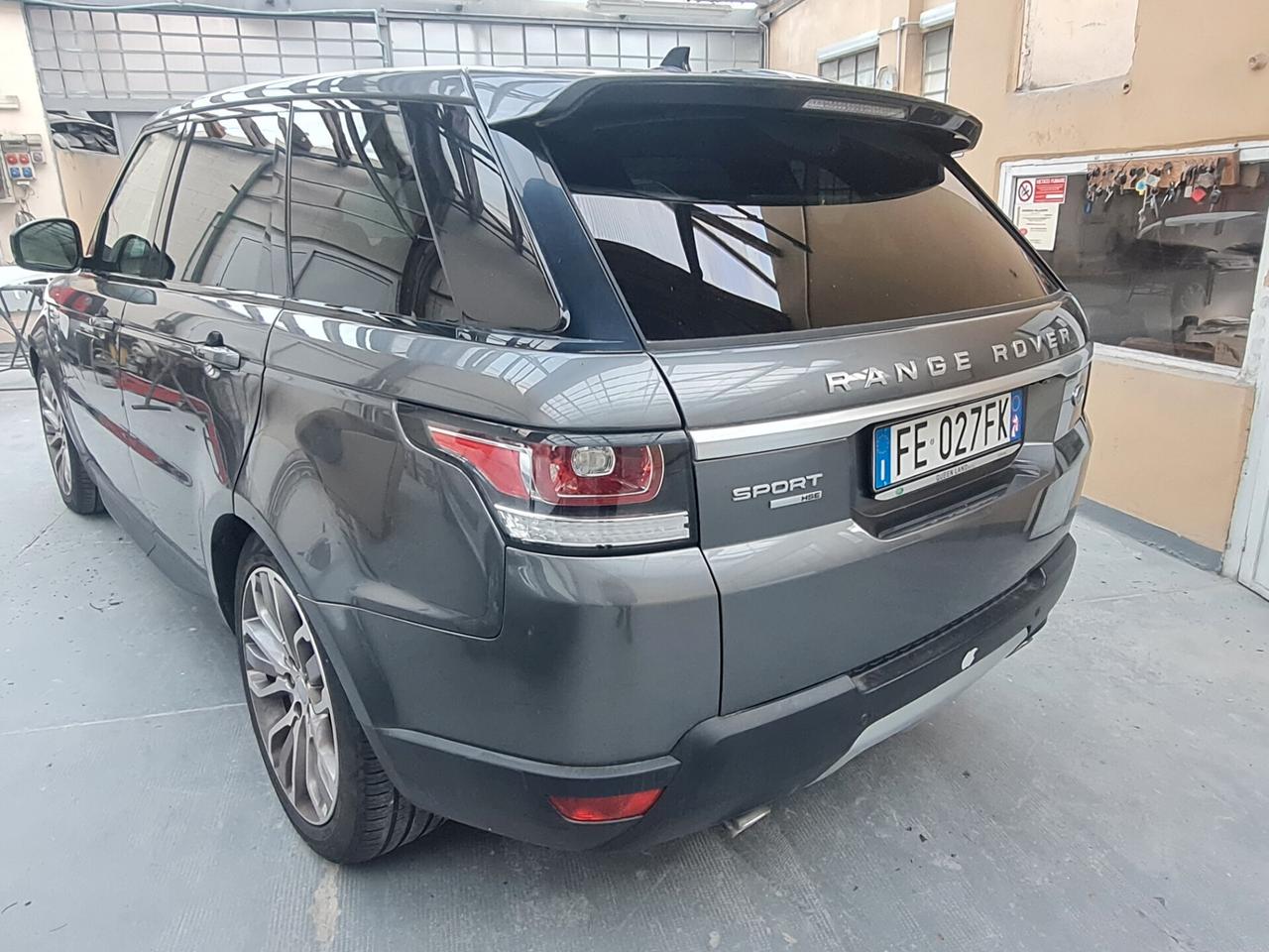 Range Rover Sport 3.0 TDV6 HSE Dynamic