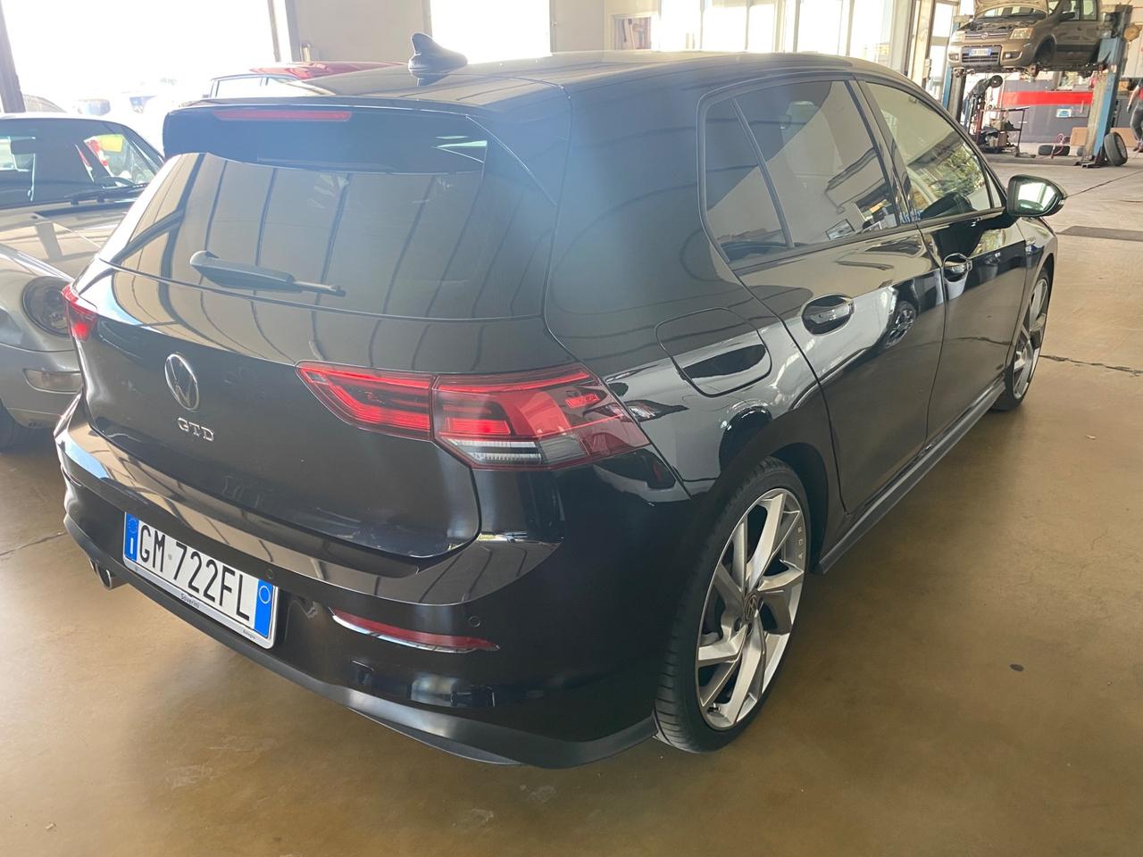 Volkswagen Golf 2.0 TDI DSG GTD CERCHI 19"