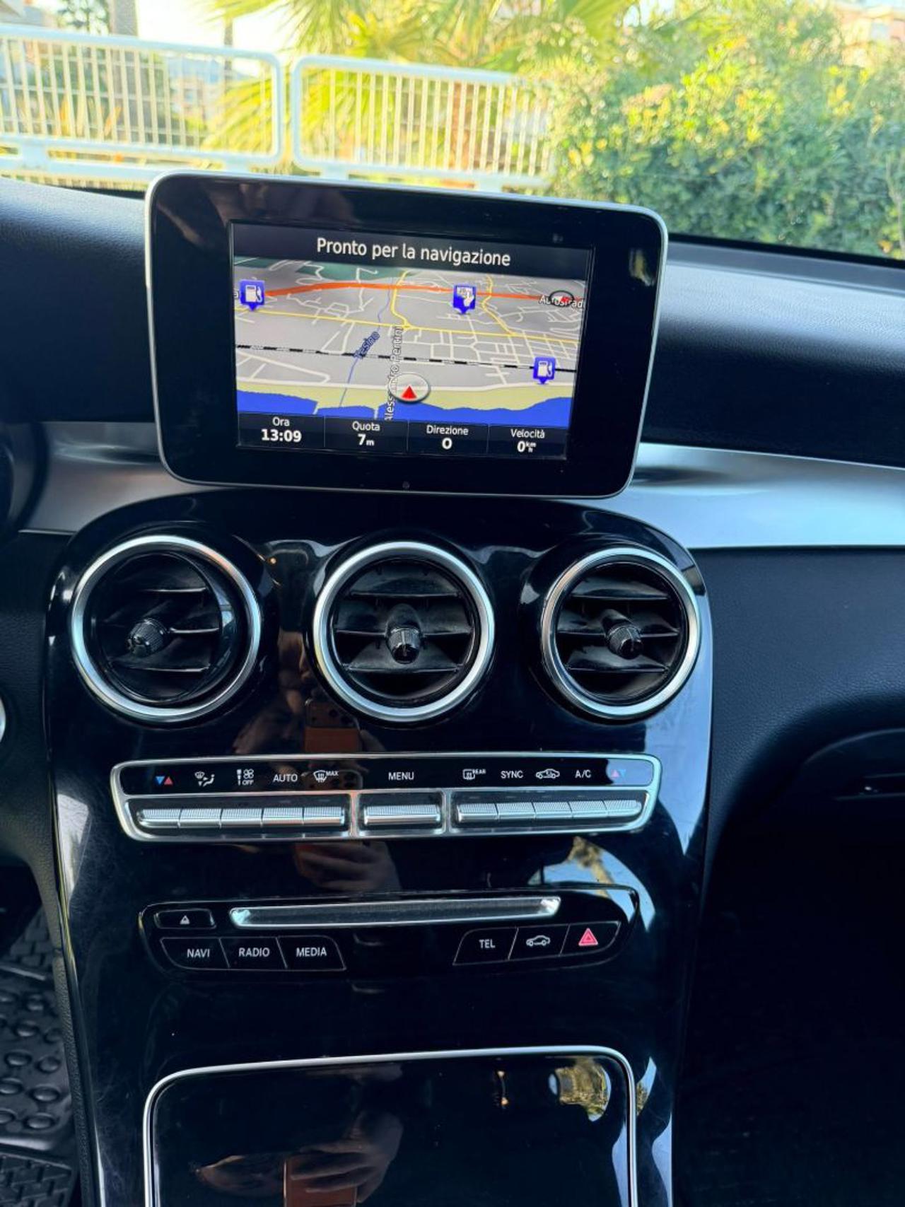 Mercedes GLC SUV GLC 220 d Business 4matic auto