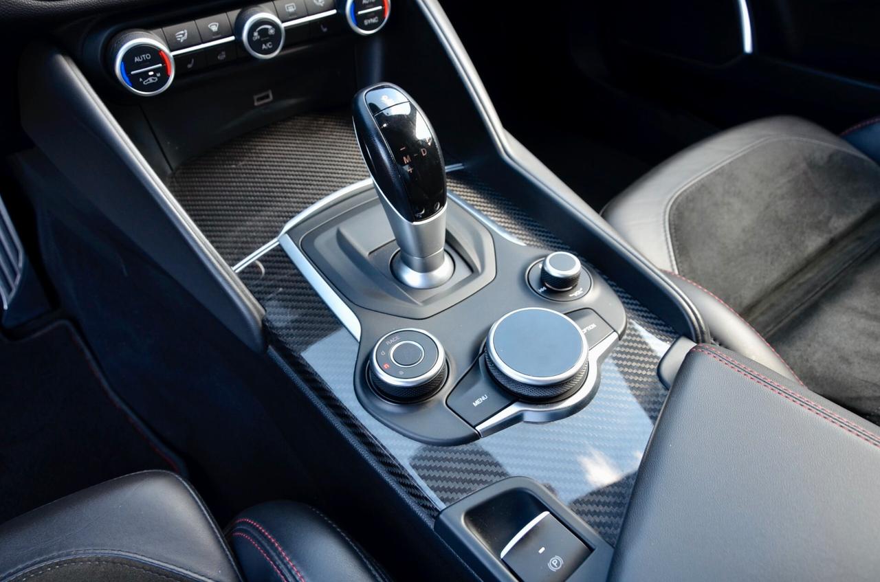 ALFA ROMEO GIULIA 2.9 T V6 QUADRIFOGLIO 510cv AUTO, ROSSO TRISTRATO, BOLLO E SUPERBOLLO PAGATI, HI-FI MTX, PERMUTE