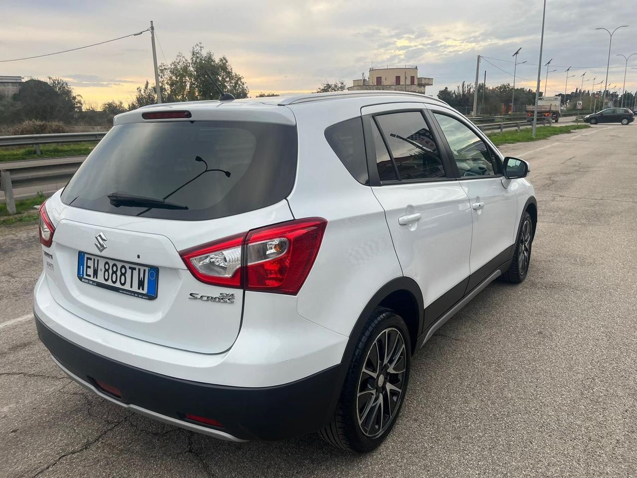 Suzuki S-Cross 1.6 DDiS Start&Stop Top Unipro 2014