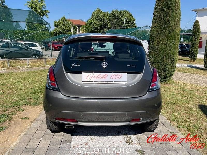 Lancia Ypsilon 1.0 FireFly 70cv S&S Hybrid GOLD