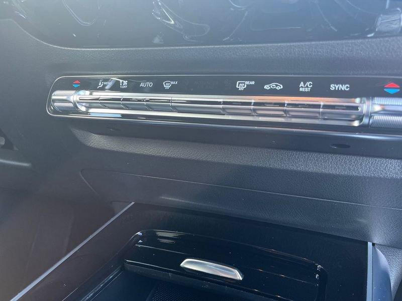 Mercedes-Benz GLA GLA-H247 2020 180 d Premium auto