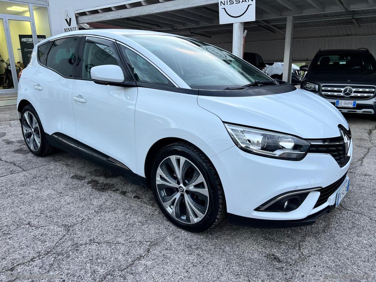 RENAULT Scénic dCi 8V 110 CV Energy Intens