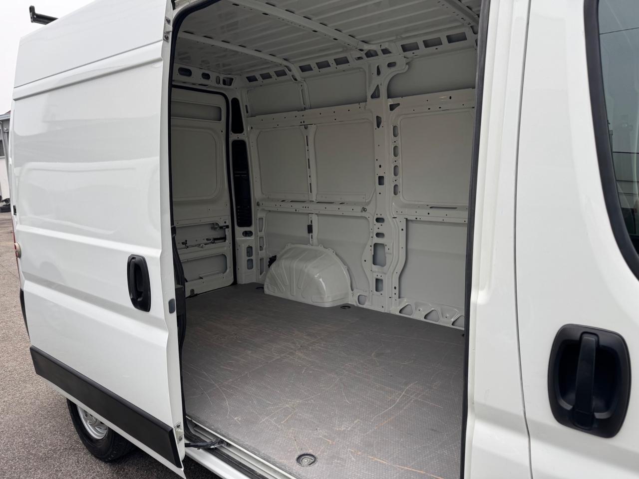 Peugeot Boxer 2.2 HDI 140CV 33 MH2 TETTO E PASSO MEDIO