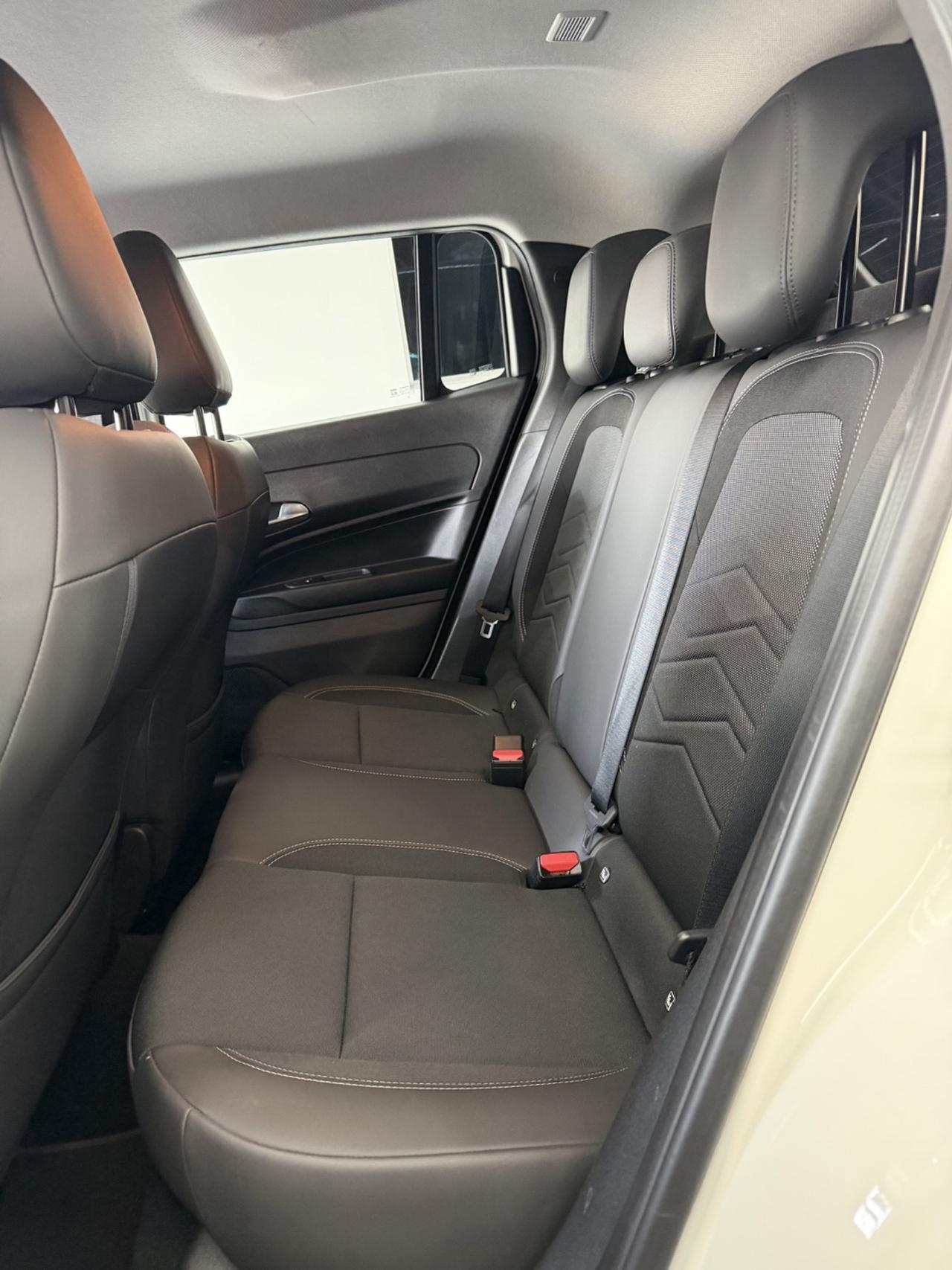 Jeep Avenger 1.2 Turbo 100 CV Summit