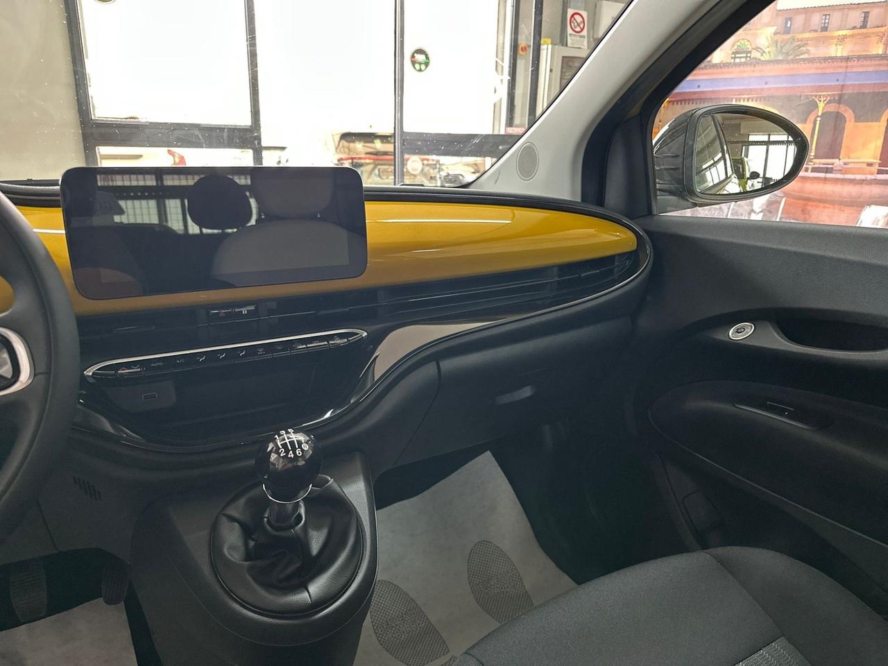 Fiat 500 Berlina Hybrid Icon
