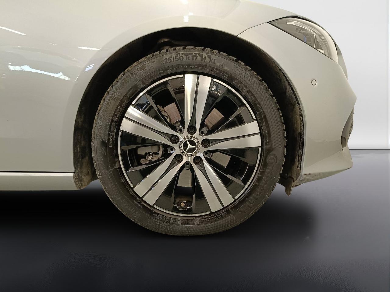 Mercedes-Benz Classe C-W206 Berlina 2021 - C 220 d mhev Advanced Plus 4matic 197cv auto