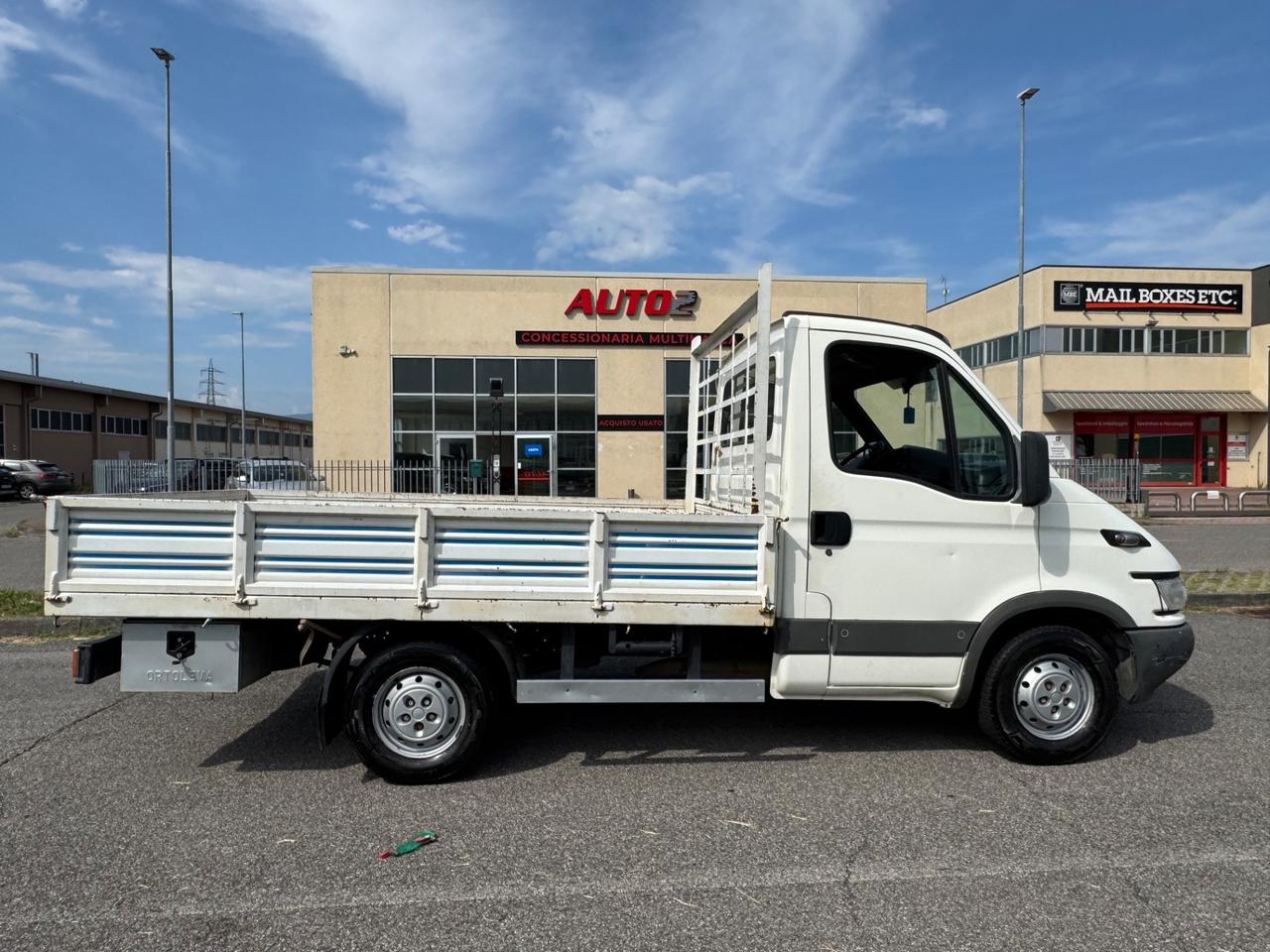 Iveco Daily 2.3 Diesel. Cassone fisso