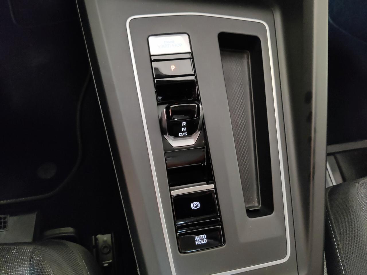 Volkswagen Golf 1.0 eTSI EVO DSG Life