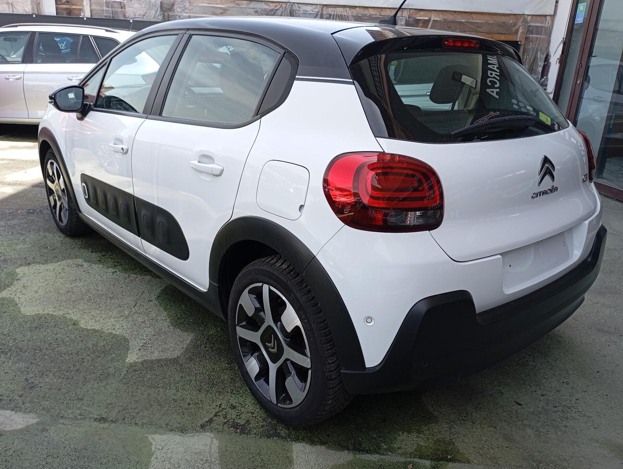 Citroen C3 1.2 PureTech 110CV Shine Aut.
