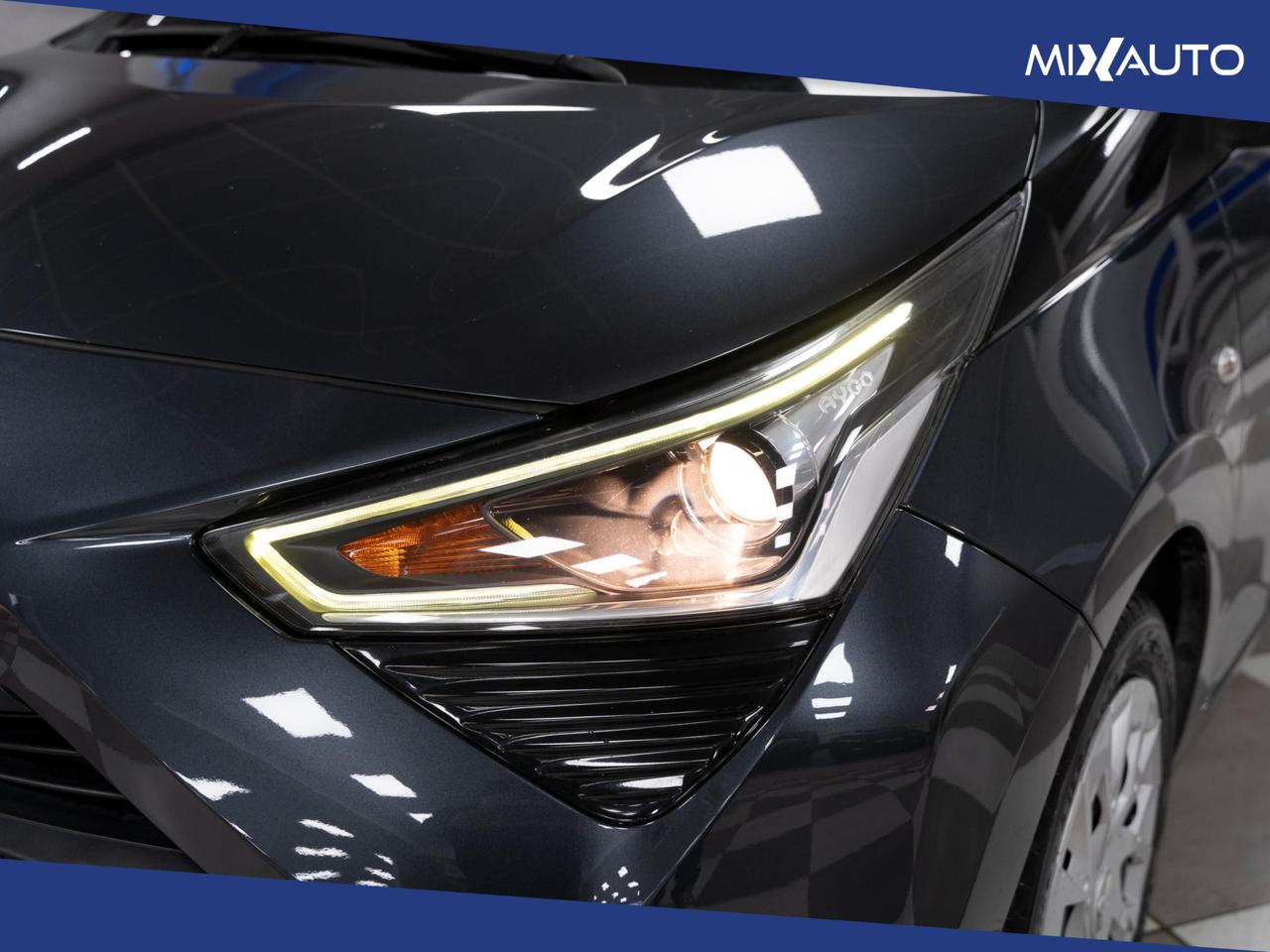 Toyota Aygo 1.0 X-Play Connect 72CV