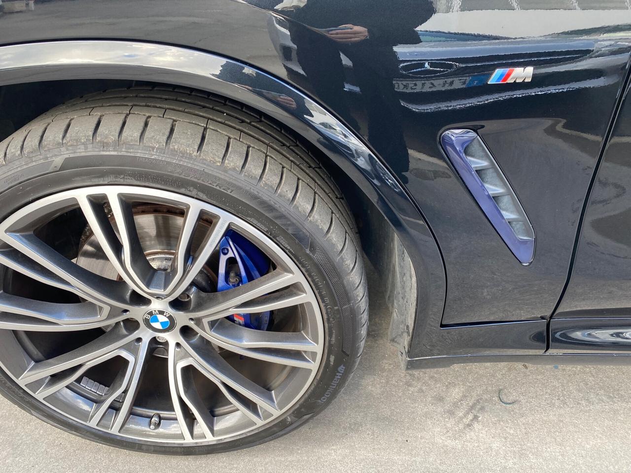 Bmw X4 M40 x drive TETTO INTERNI ROSSI